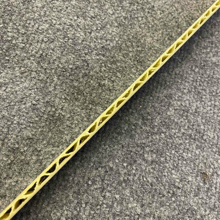 Dart 18/15 Yellow Batten - Image 2