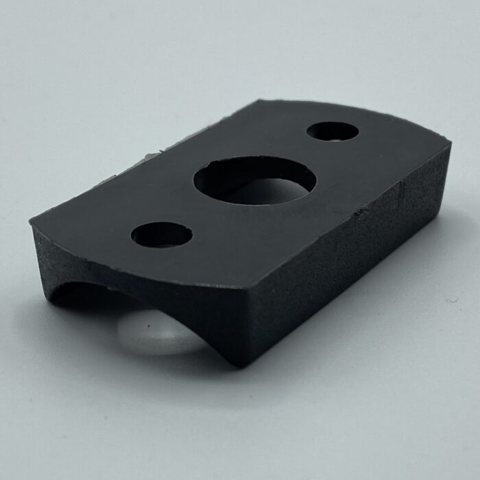 Tiller UJ bracket saddle