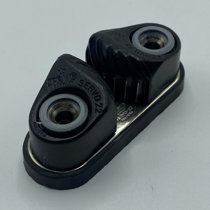 Dart traveller cleat