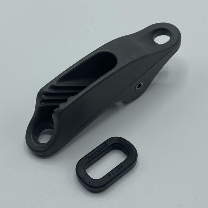 Trapeze adjuster cleat