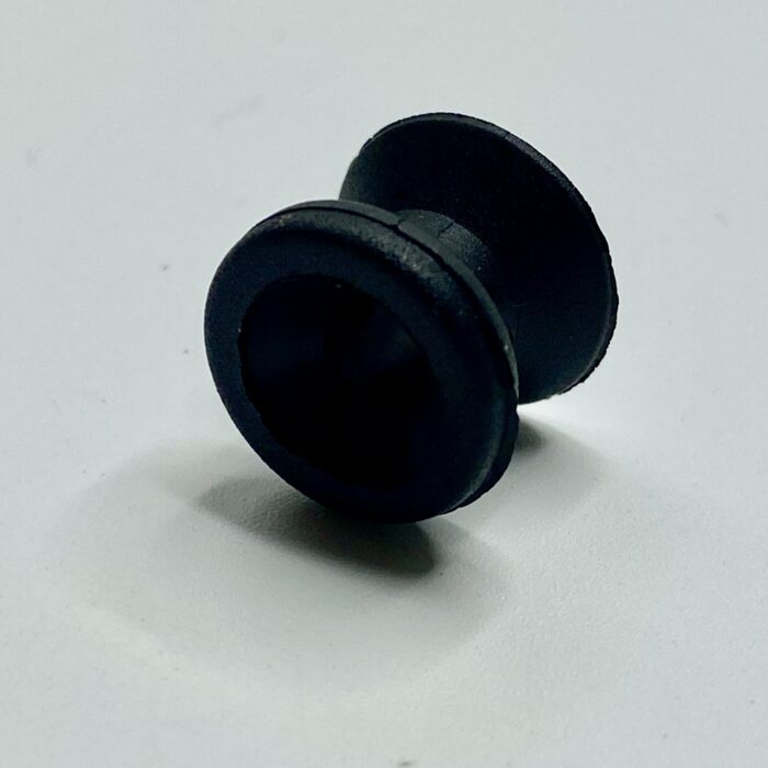 Trampoline lacing button
